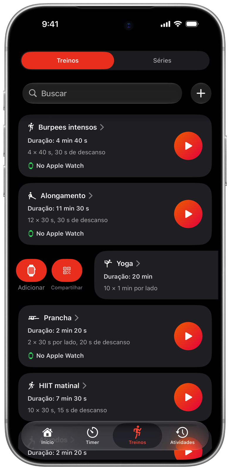 Lista de treinos do Ares no iPhone, três marcados No Apple Watch, e outro deslizado para a direita com a ação de adicionar ao relógio